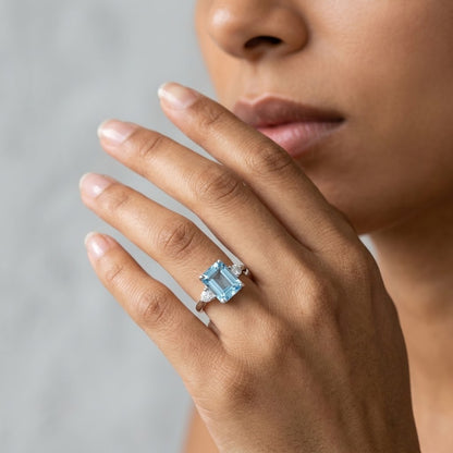 Anillo Aguamarina