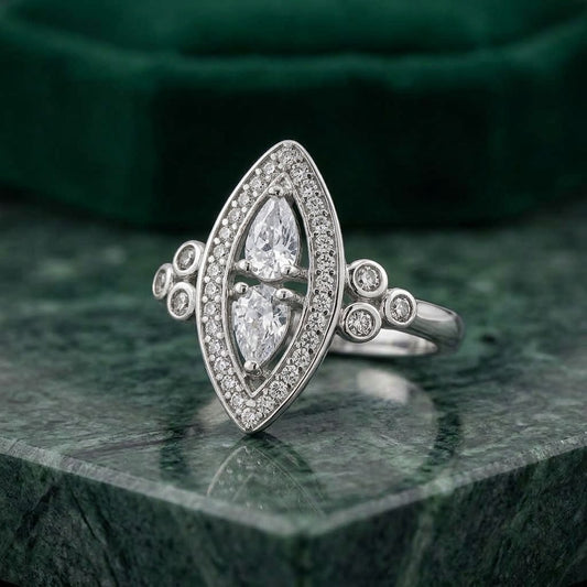 Anillo Art`Decó Plata y Zirconitas