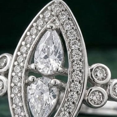 Anillo Art`Decó Plata y Zirconitas
