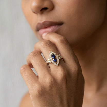 Anillo Art`Decó Oro y Zirconitas (3 colores)